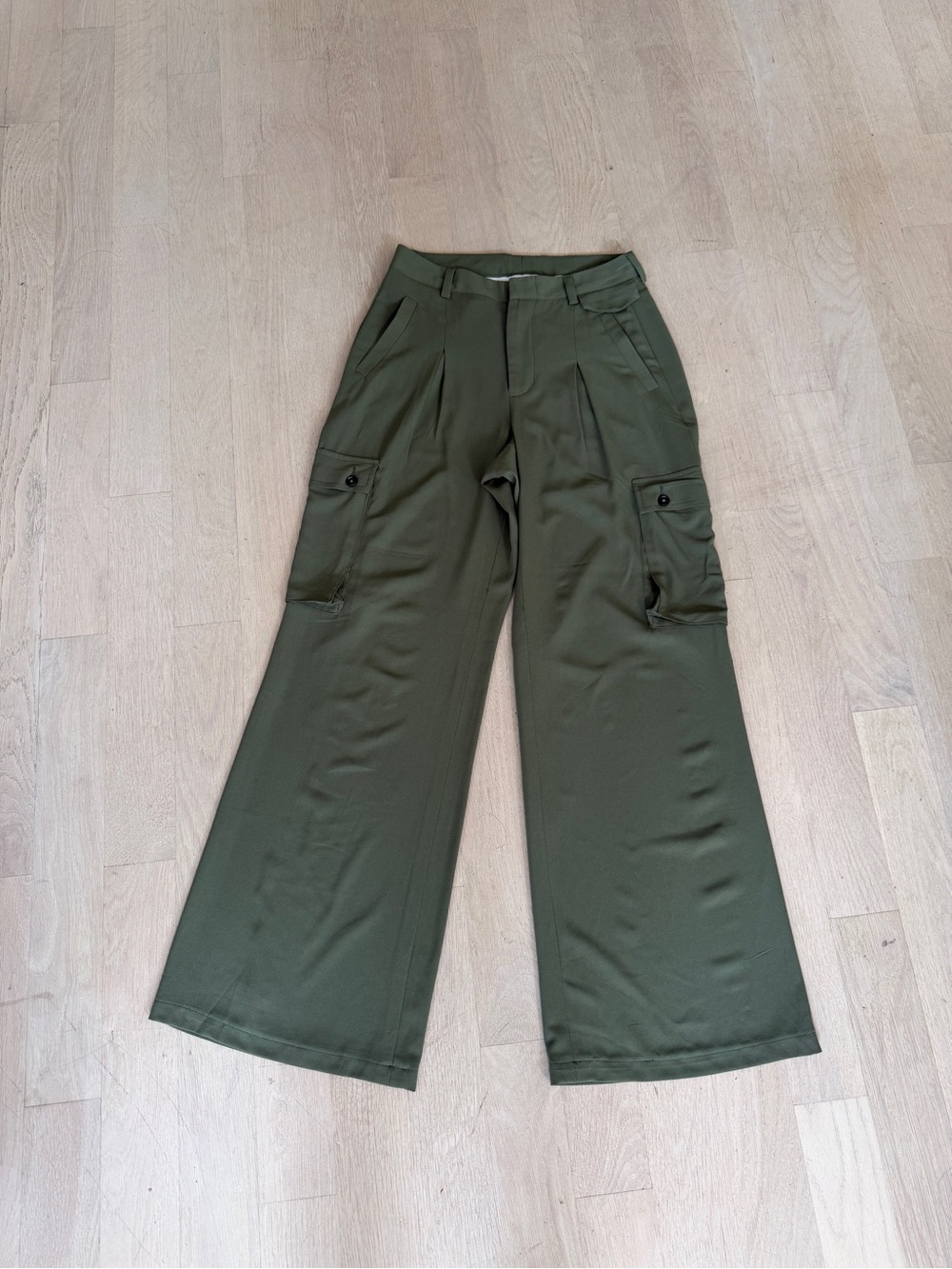 Wide Leg Cargo Pants - Olive Green